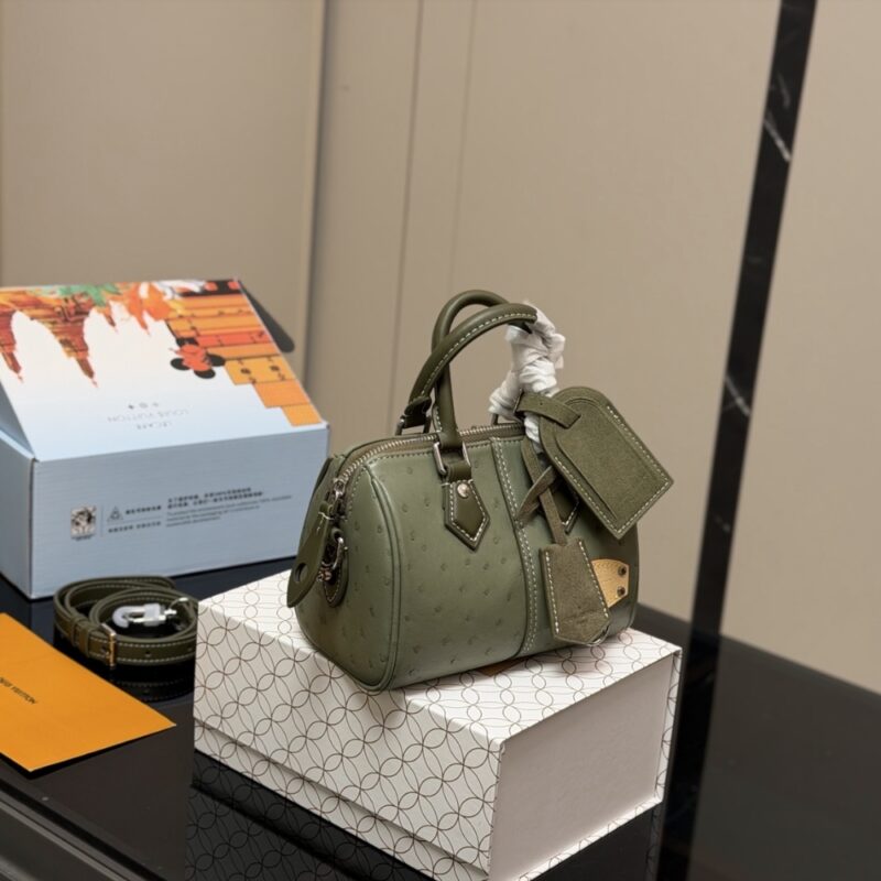 Alternative view of LOUIS VUITTON SPEEDY 18 BANDOULIÈRE BAG KHAKI GREEN 18CM N89151