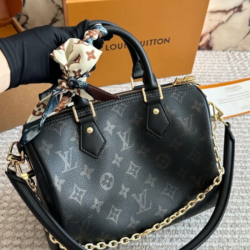 Alternative view of LOUIS VUITTON SPEEDY BANDOULIÈRE 25 BLACK 25CM M26486