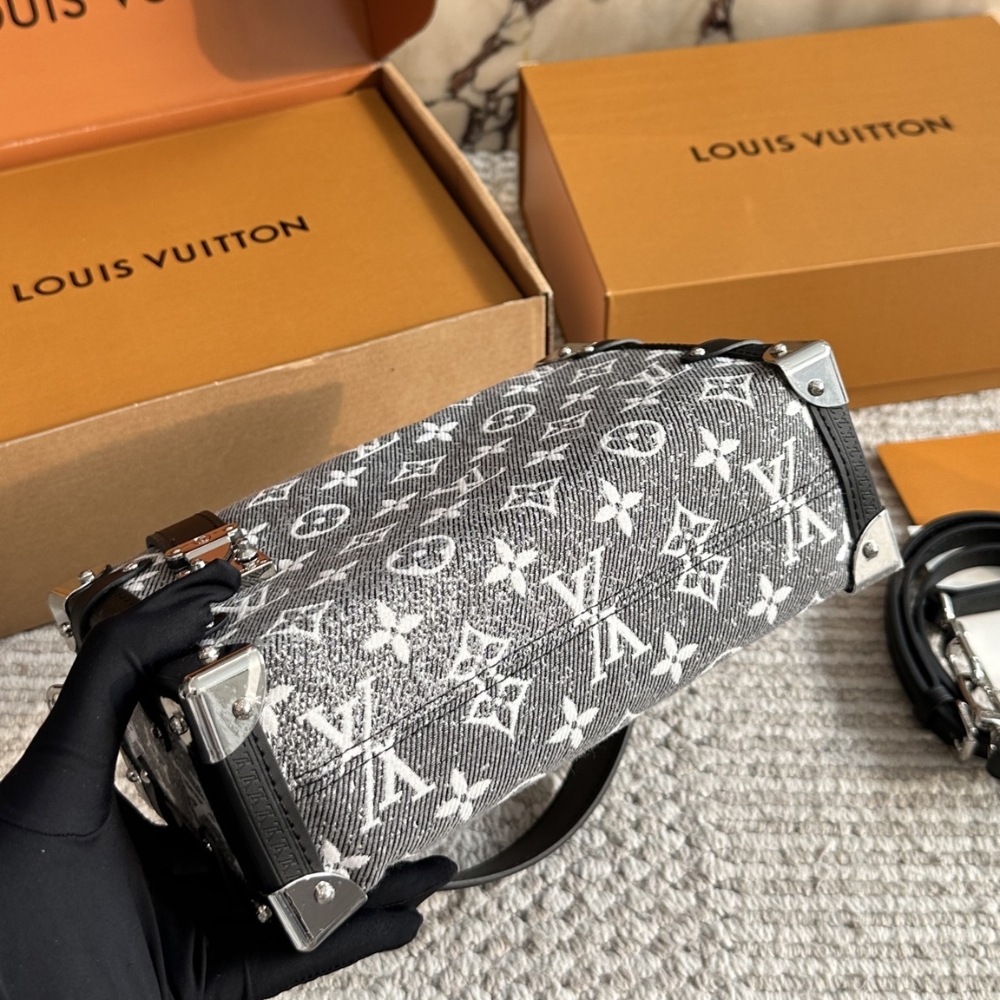 Louis Vuitton MM Side Trunk Bag Denim Gray 23Cm M21460 - Image 6