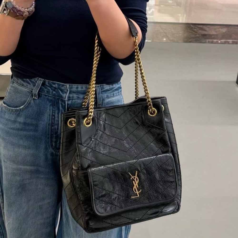 Saint Laurent Niki Small Shopping In Vintage Black Leather 30Cm 8622950EN071000 - Image 10