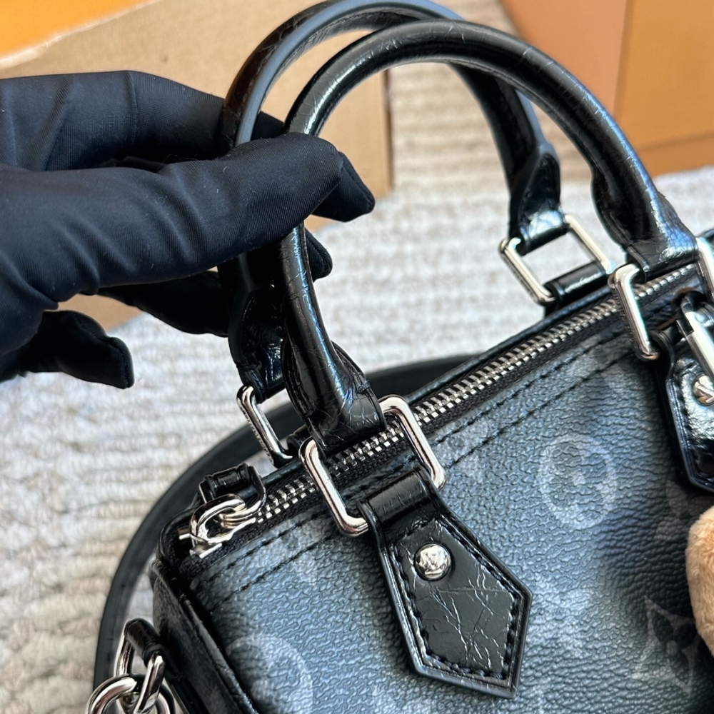 LOUIS VUITTON NANO SPEEDY MONOGRAM ECLIPSE 16CM M26573 - Image 8