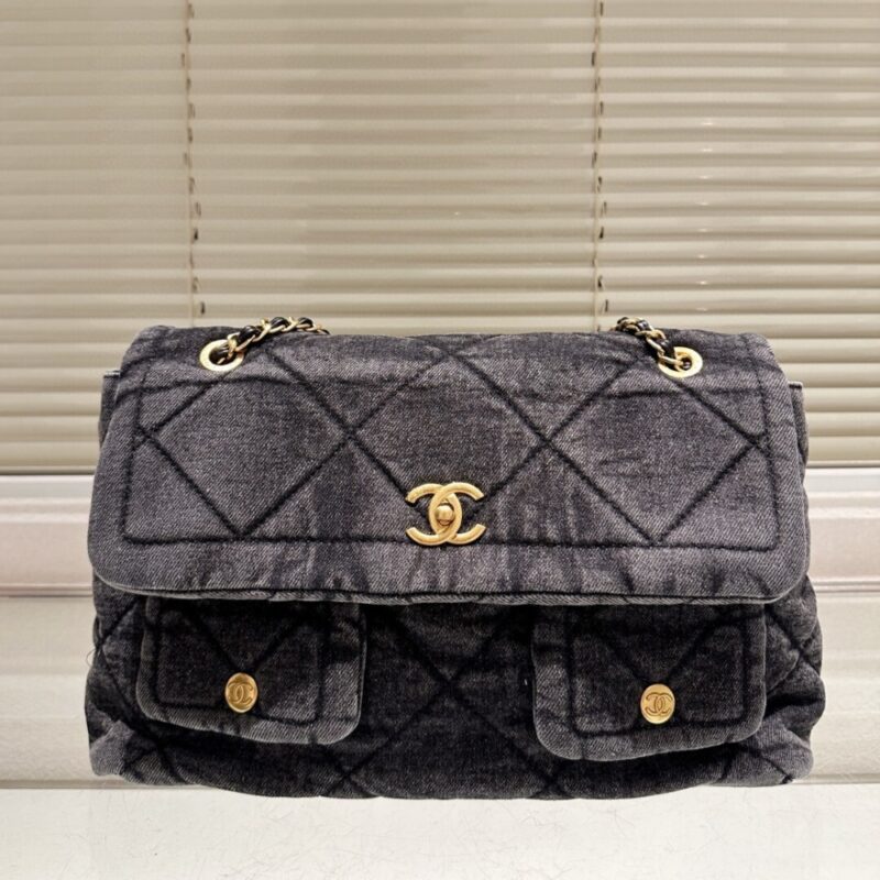 Alternative view of CHANEL MAXI FLAPBAG WASHED DENIM AND GOLD TONE METAL BLACK 30CM AS5727 B22144 94305