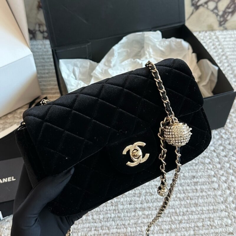 Alternative view of CHANEL MINI FLAP BAG VELVET DIAMANTE AND GOLD TONE METAL BLACK 20CM AS1787 B20826 94305