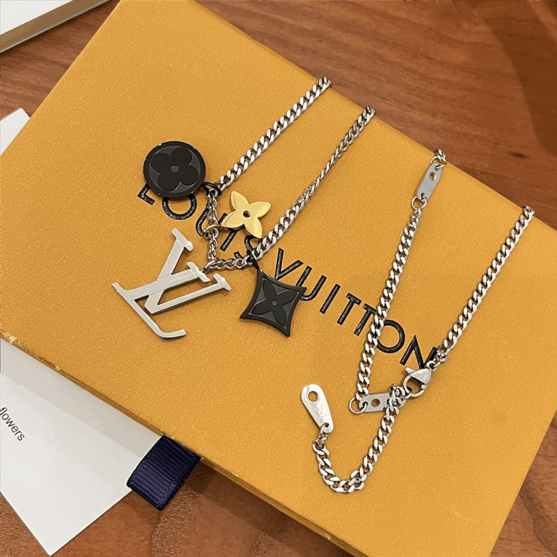 Alternative view of LOUIS VUITTON LV INSTINCT NECKLACE SILVER M00521