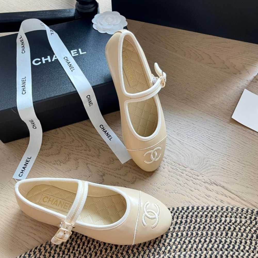 Chanel Mary Jane Ballet Flat Cream - Image 5
