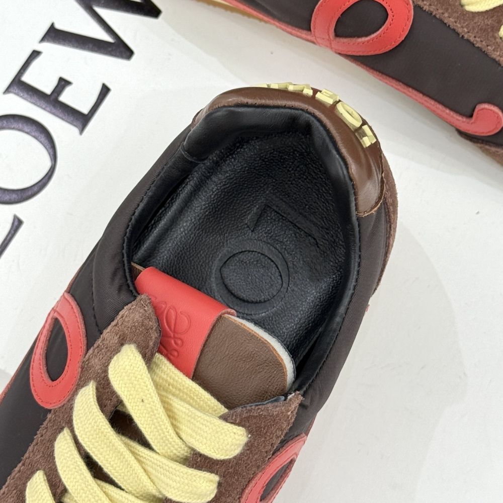 Loewe Ballet Runner 2.0 Chocolate LBR2282X36 - Image 3