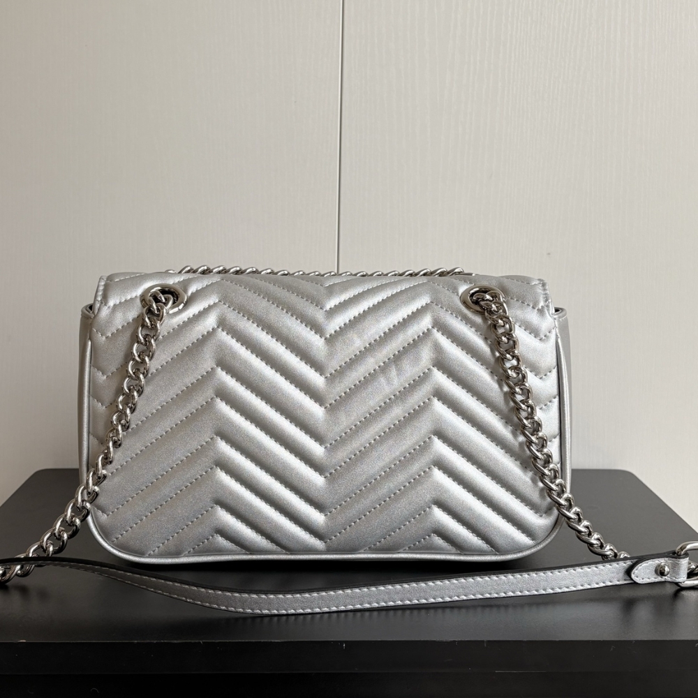 Gucci Gg Marmont Medium Shoulder Bag Metallic Silver Leather 26Cm 443497 AAESP 8106 - Image 3