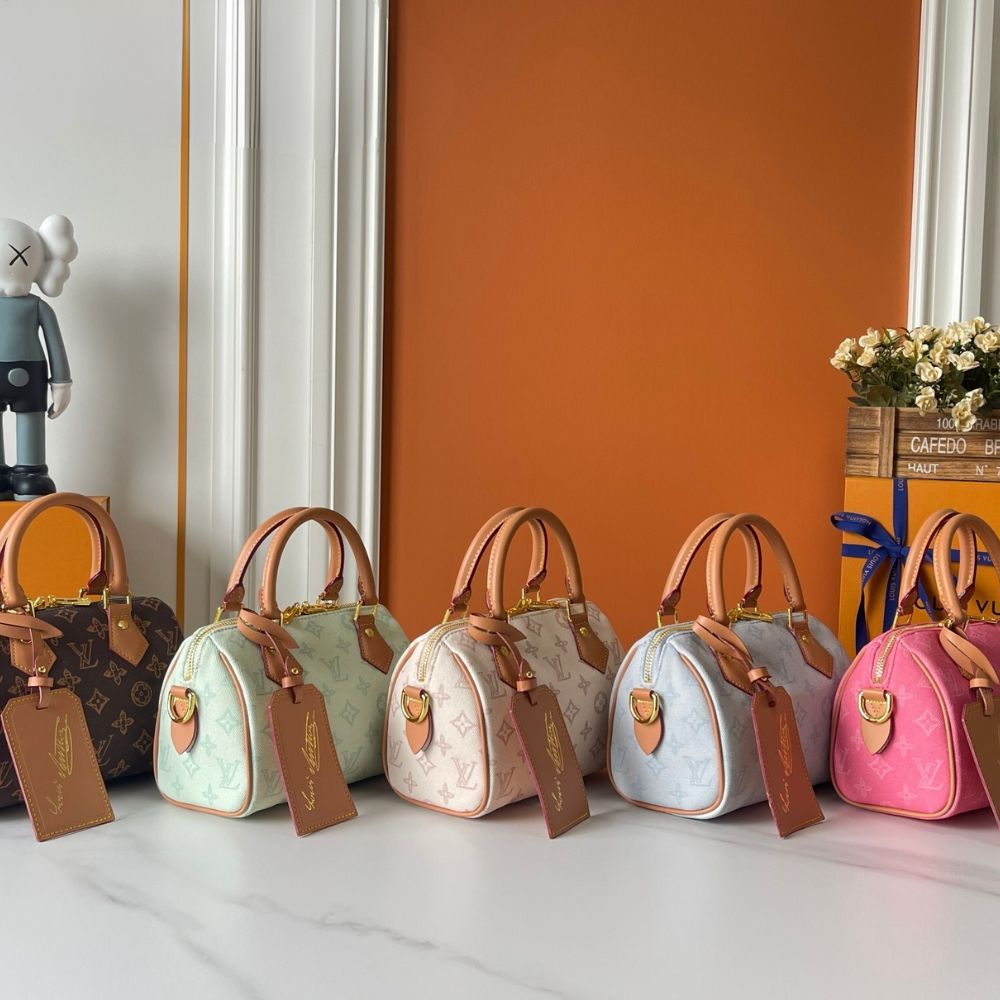 Louis Vuitton Speedy Bleu Courrier 20Cm - Image 12