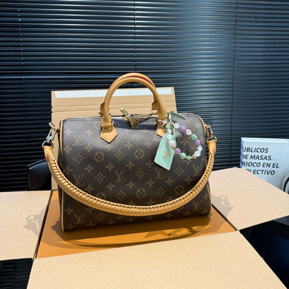 Louis Vuitton Speedy Soft 30 Lucky Monogram 30Cm M15107 - Image 2