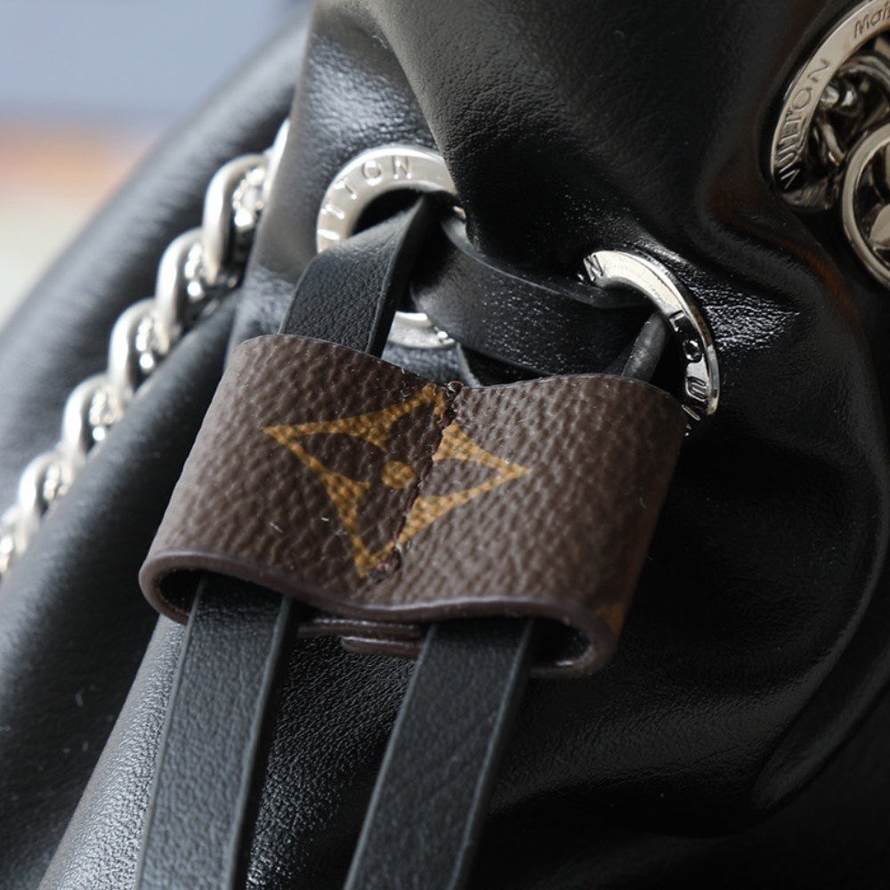 Louis Vuitton Off Duty Vibe MM Black 33Cm M25545 - Image 6