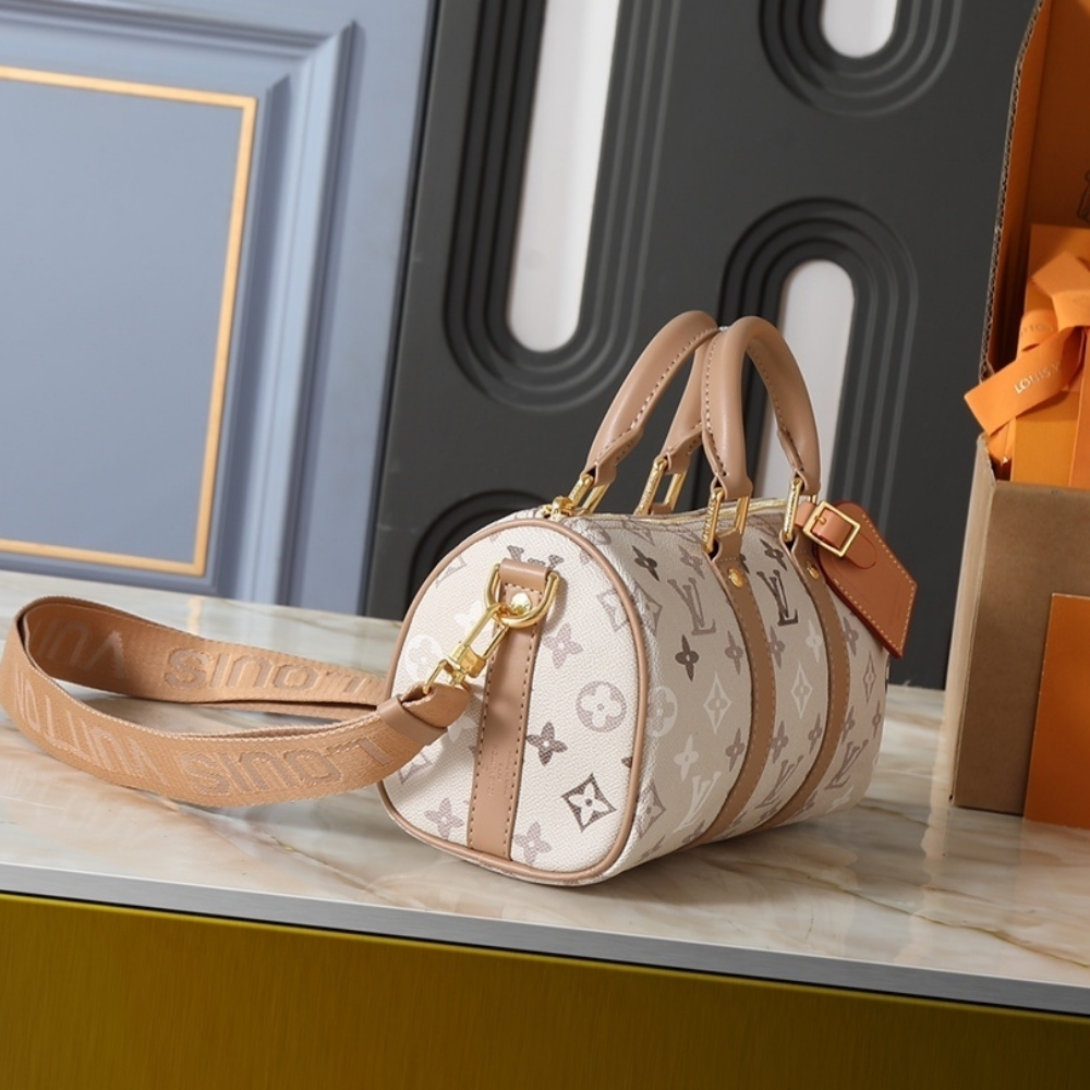 Louis Vuitton Keepall Bandoulière 25 Monogram Beige 25Cm - Image 3