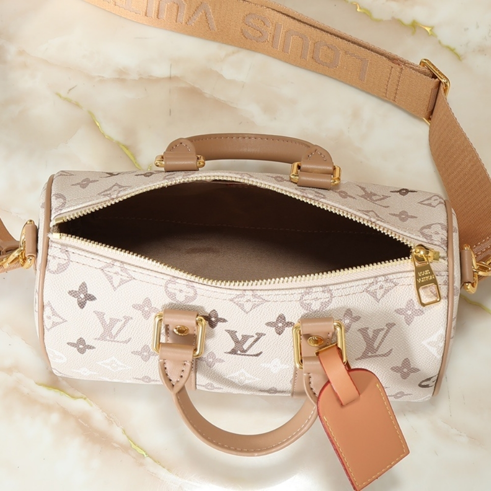 Louis Vuitton Keepall Bandoulière 25 Monogram Beige 25Cm - Image 4