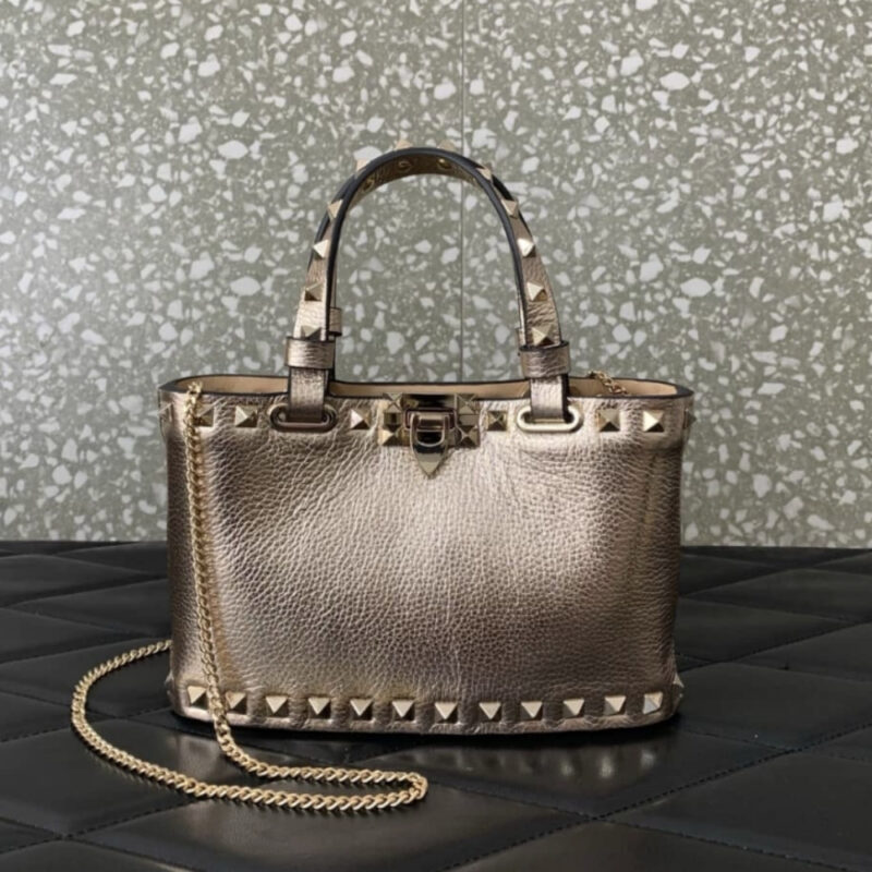 Alternative view of [Super Vip 1:1] Valentino Garavani Rockstud Mini Shopping Bag In Laminated Grainy Gold Rose 18Cm 8W2P0AT0GGE GF9