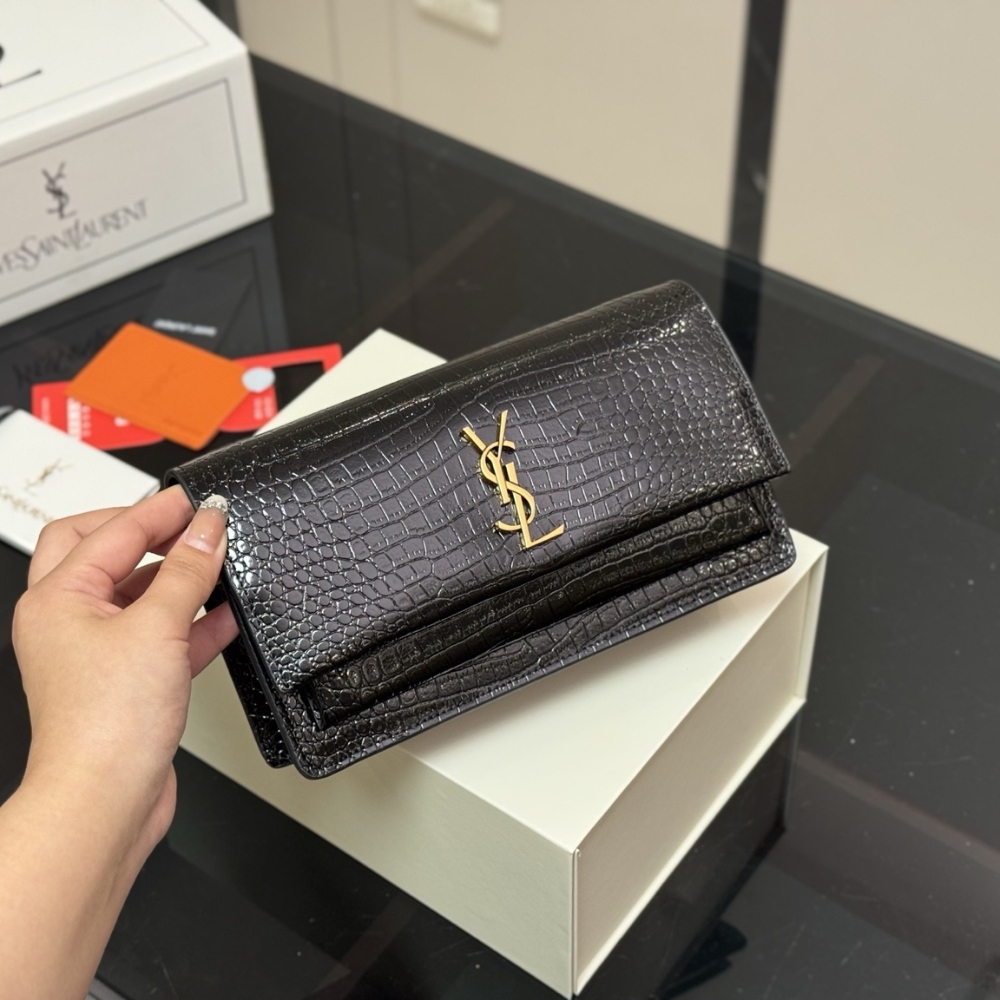 Saint Laurent Sunset Embossed Clutch Black 22Cm - Image 2