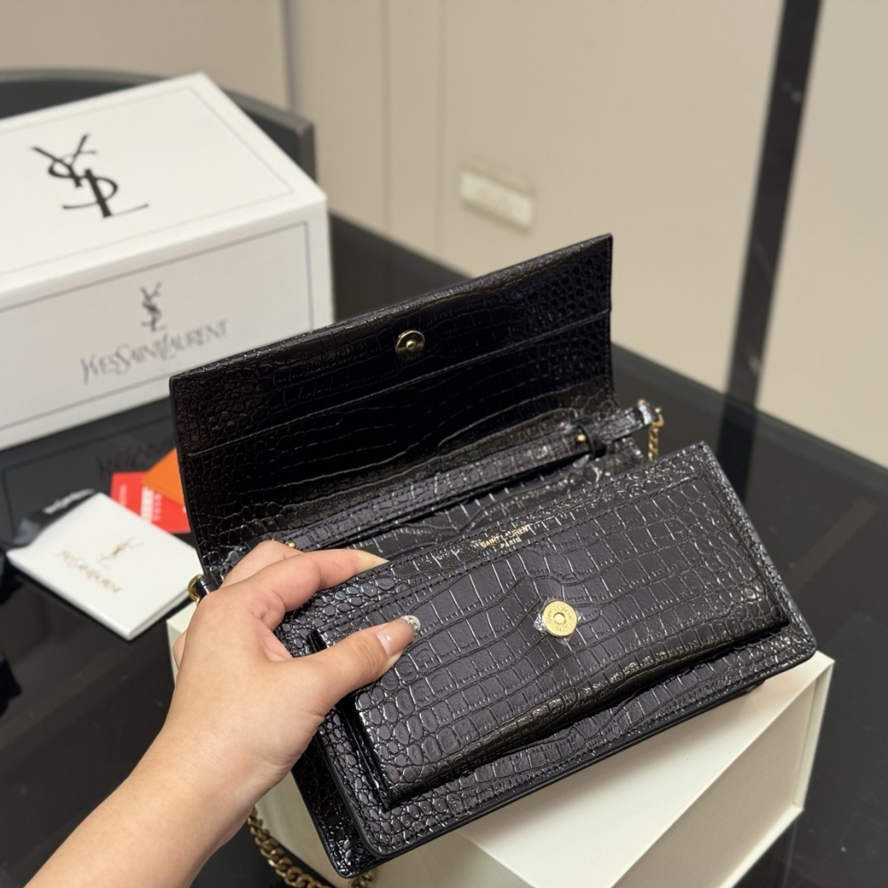 Saint Laurent Sunset Embossed Clutch Black 22Cm - Image 7