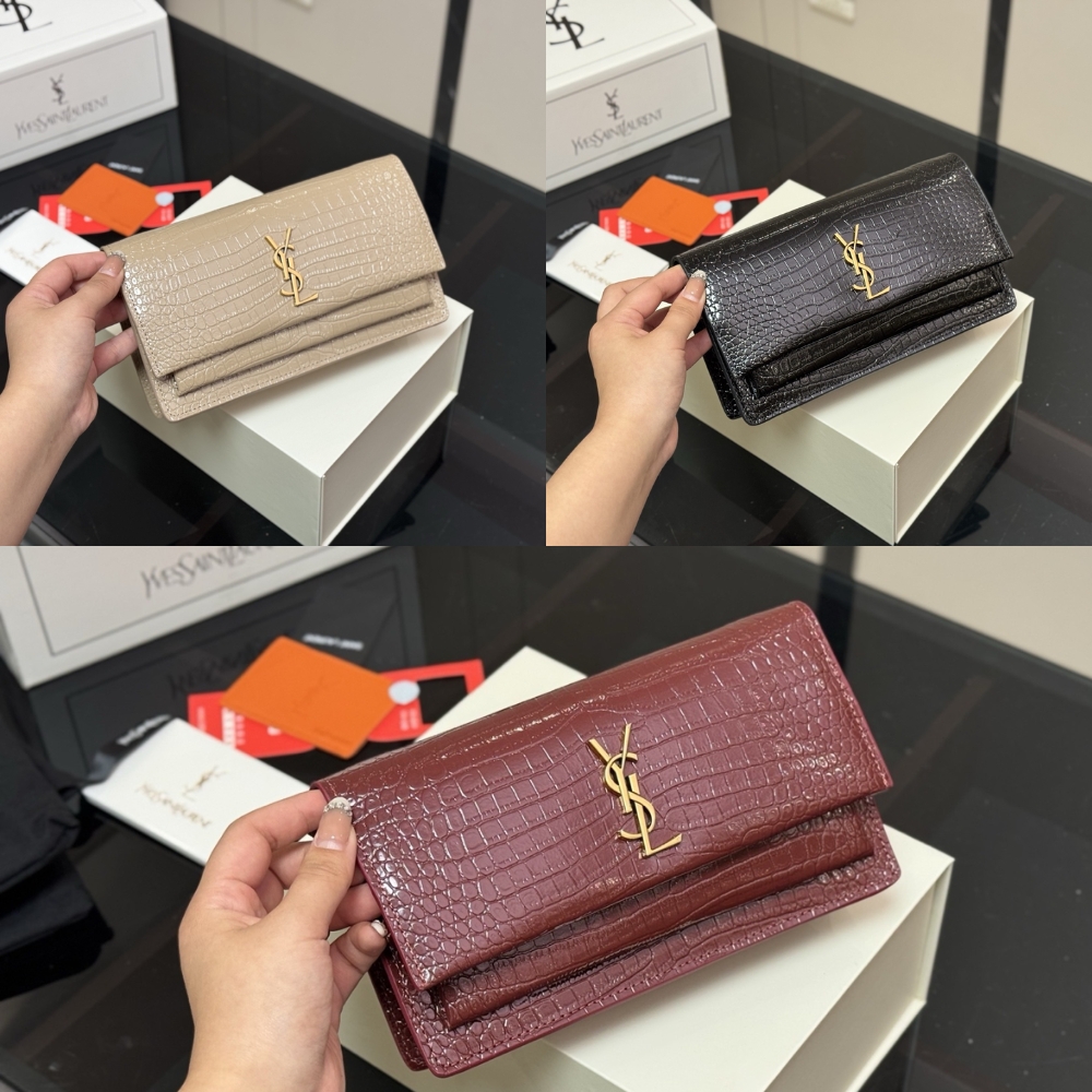 Saint Laurent Sunset Embossed Clutch Black 22Cm - Image 9