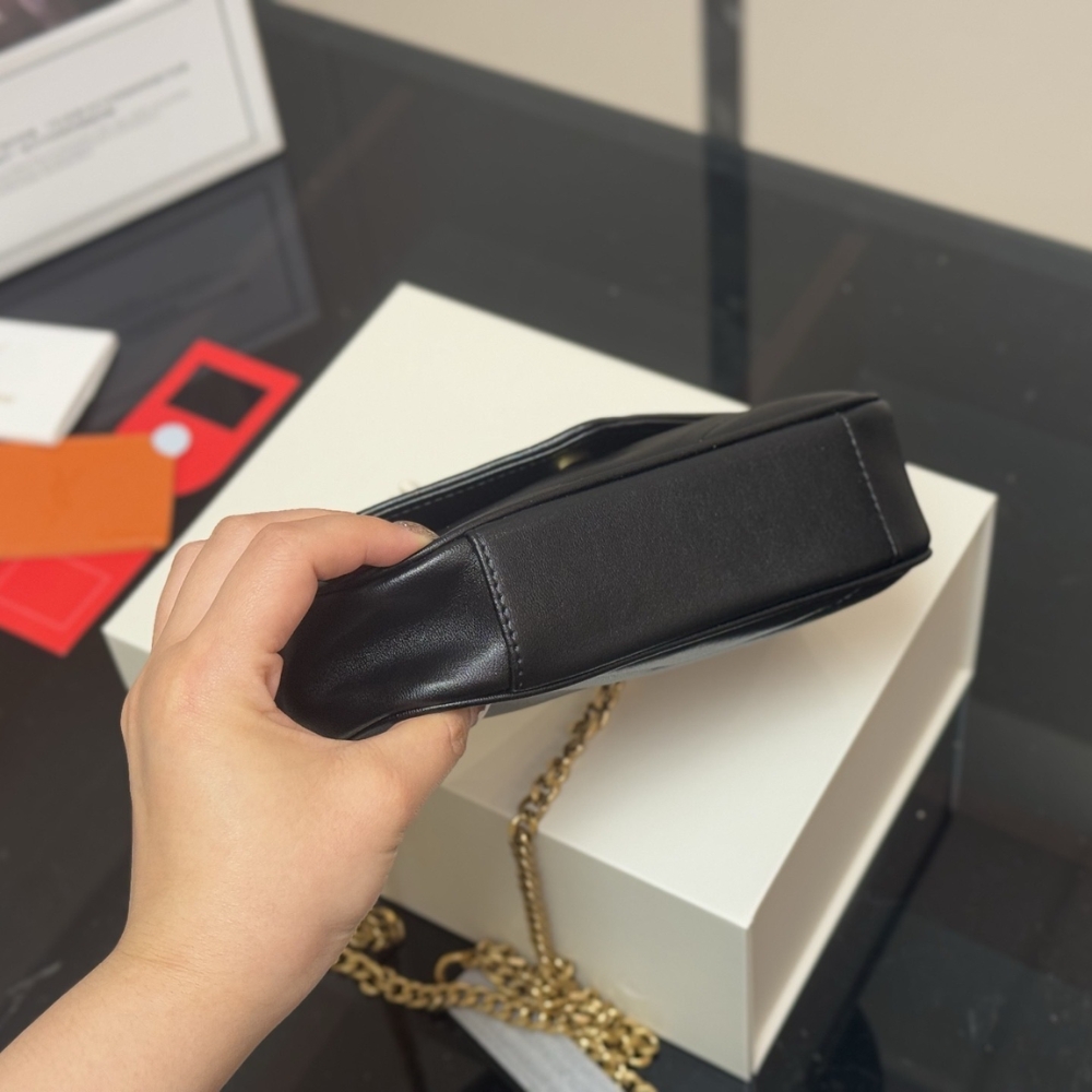 Saint Laurent Loulou Mini In Matelassé Black 20Cm - Image 4