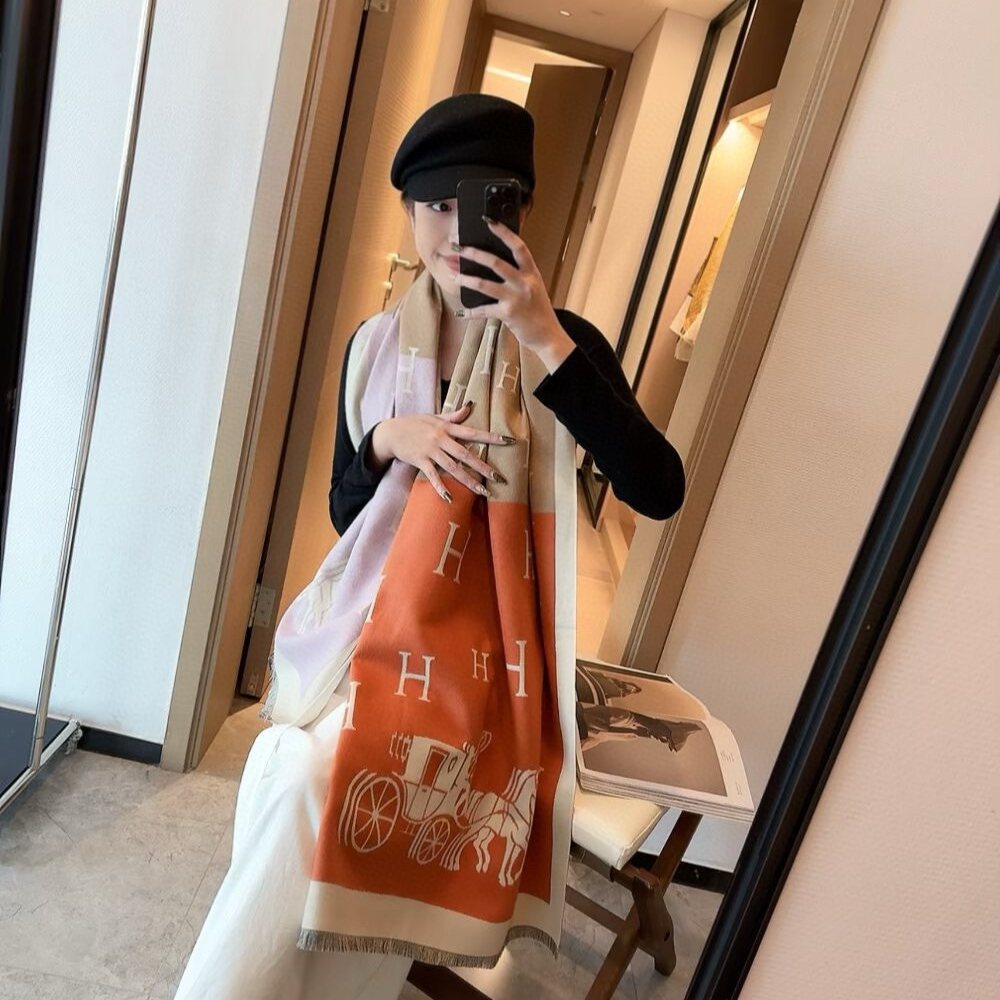 Hermes Equipage Equestrian Horse H Scarf Orange And Beige 180Cm - Image 5