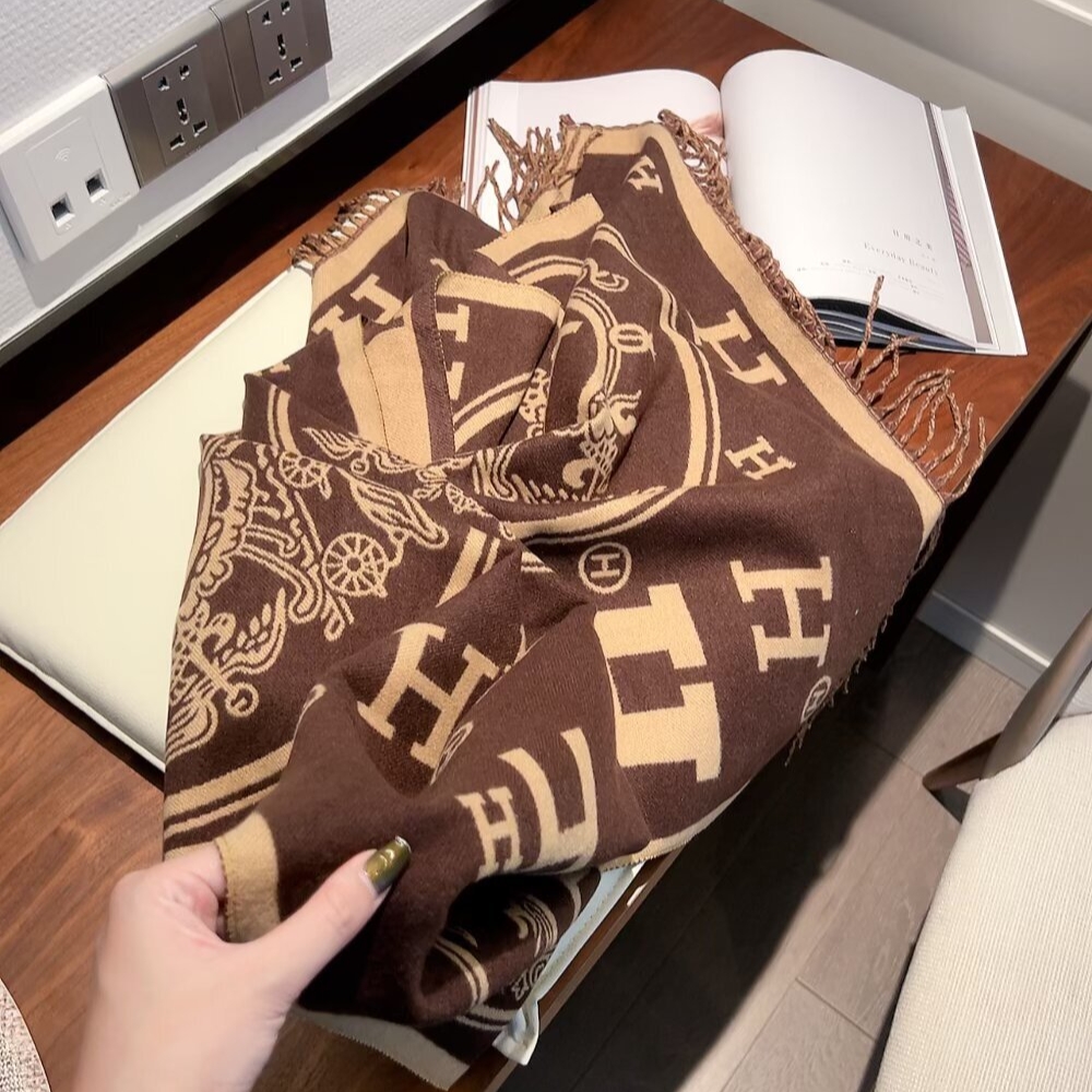 Hermes Muffler H Logo Wool Shawl Brown 180Cm - Image 3