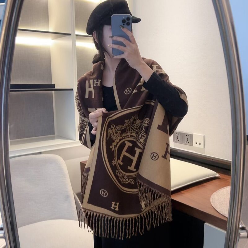 Alternative view of Hermes Muffler H Logo Wool Shawl Brown 180Cm