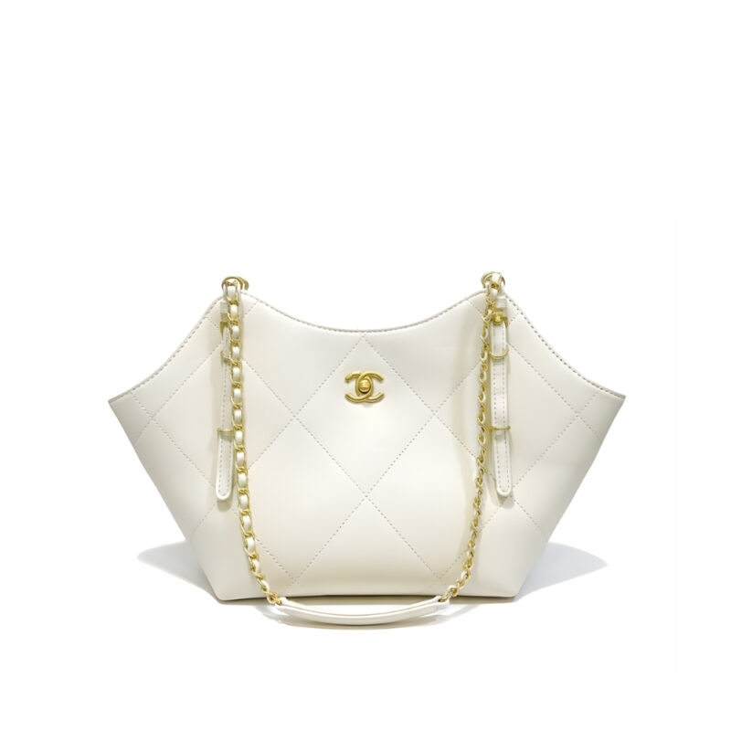 Chanel Shopping Bag Leather And Gold Tone Metal White 21Cm