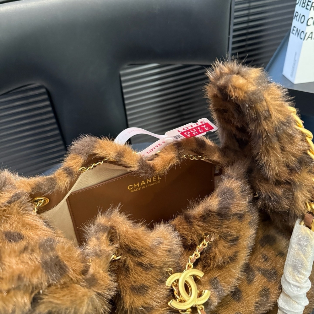 Chanel 25 Small Handbag Faux Leopard Fur And Gold Tone Metal Brown 28Cm - Image 9