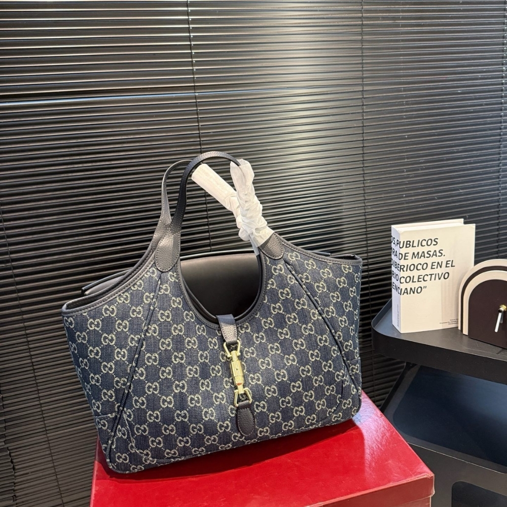 Gucci Mercato Medium Tote Bag Denim Navy Blue 36Cm - Image 2