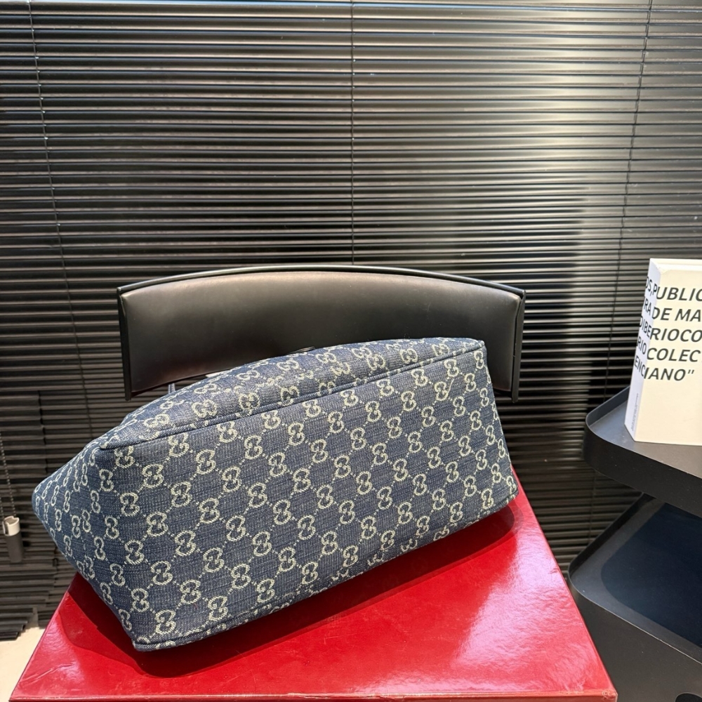 Gucci Mercato Medium Tote Bag Denim Navy Blue 36Cm - Image 5