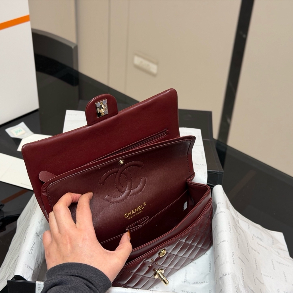Chanel Medium Classic Double Flap Bag Burgundy 25Cm - Image 8