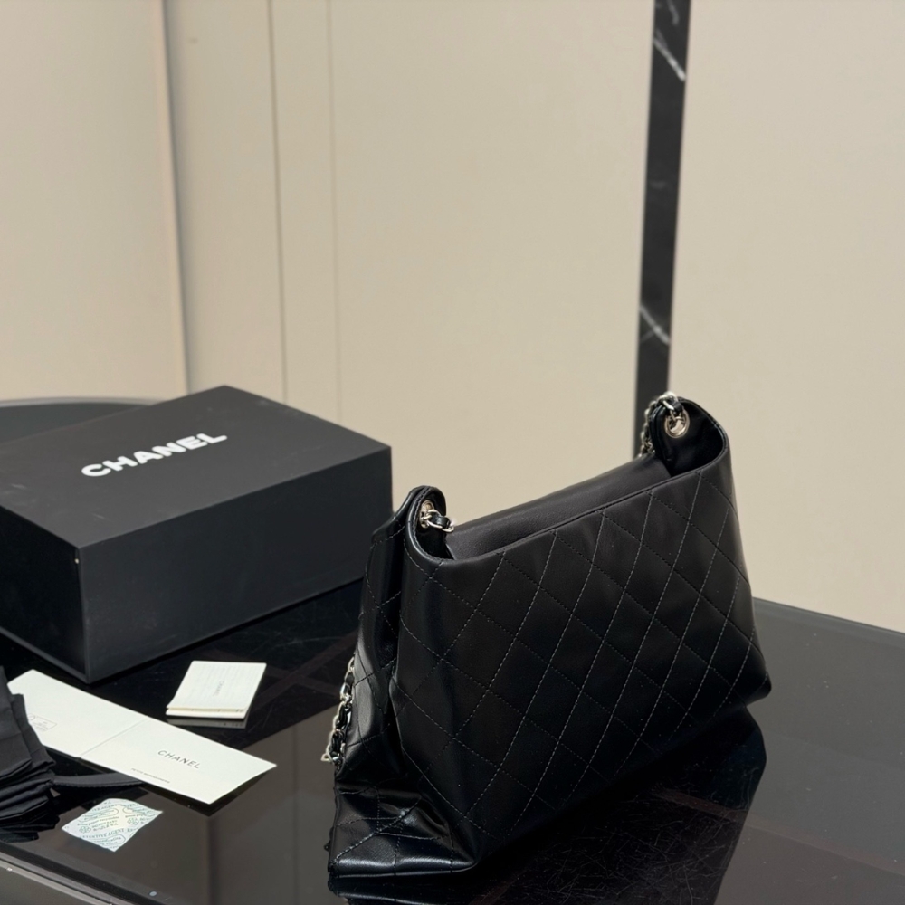 Chanel Hobo Bag Gold Tone Metal In Black 38Cm - Image 5