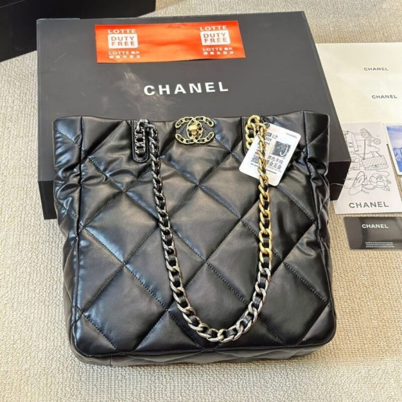 Alternative view of Chanel 19 Shopping Bag Quilted Leather Medium In Black 30cm AS3519 B04852 94305