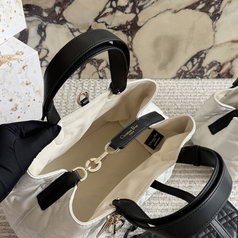 Dior Medium Dior Toujours Bag White 28Cm - Image 7