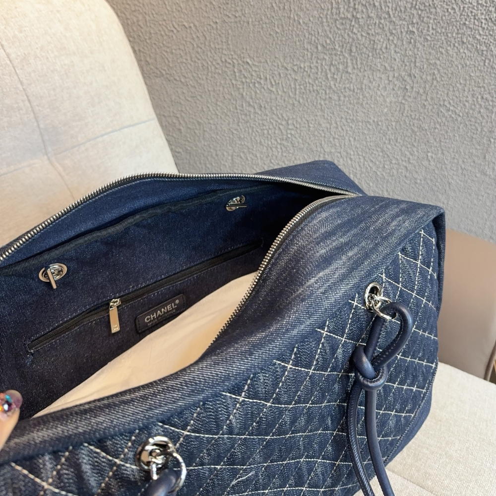 Chanel Denim Duffle Bag Blue Denim 40Cm - Image 8