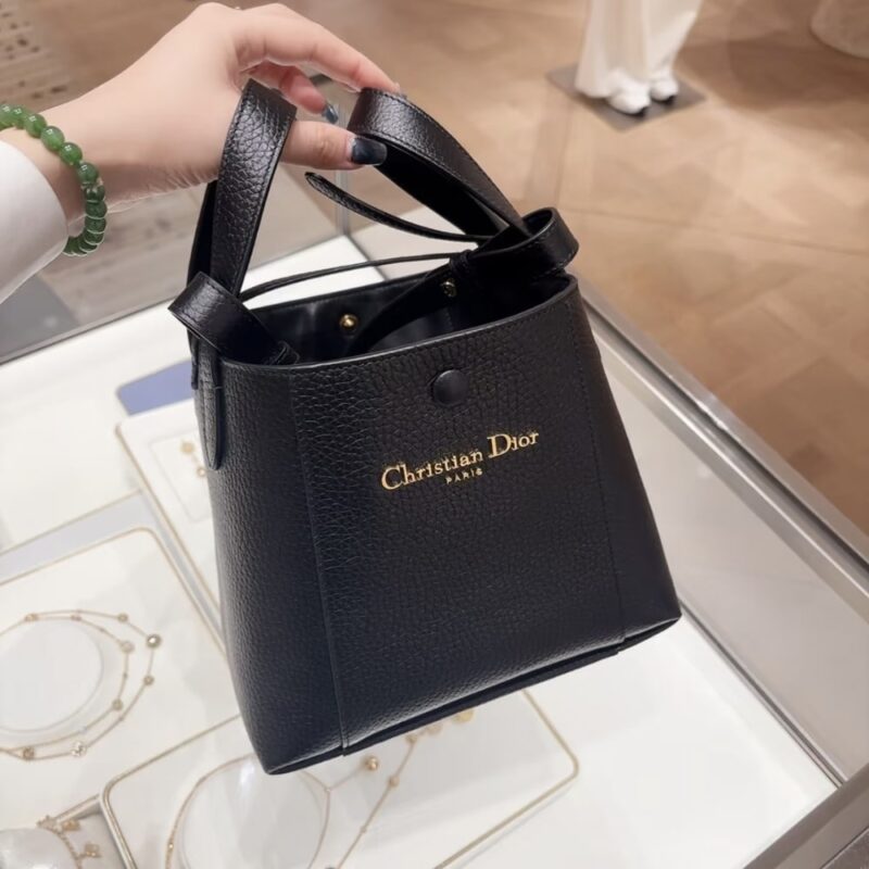 Alternative view of DIOR SMALL SIGNATURE BUCKET BAG BLACK GRAINED 21CM M2840USKU M900