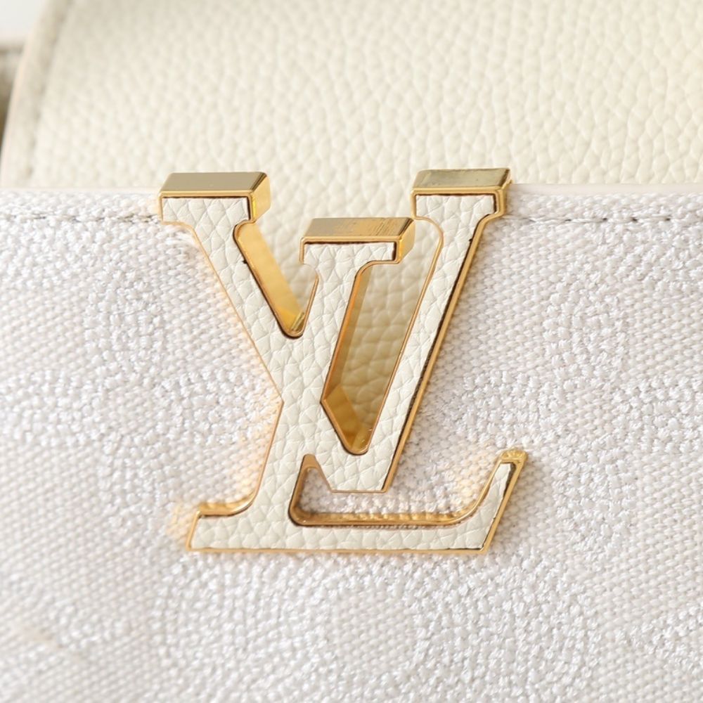 Louis Vuitton Capucines Mini Vanilla 21Cm - Image 7