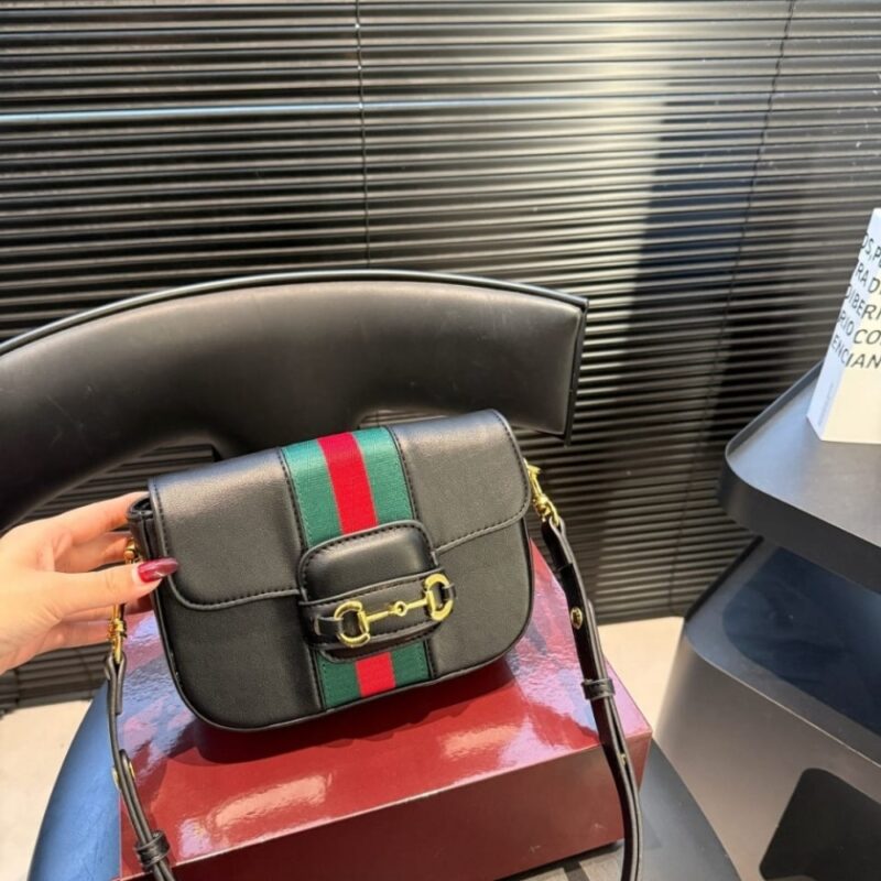 Alternative view of Gucci Horsebit 1955 Small Shoulder Bag Black Leather 21cm 866762 AAGIQ 1053