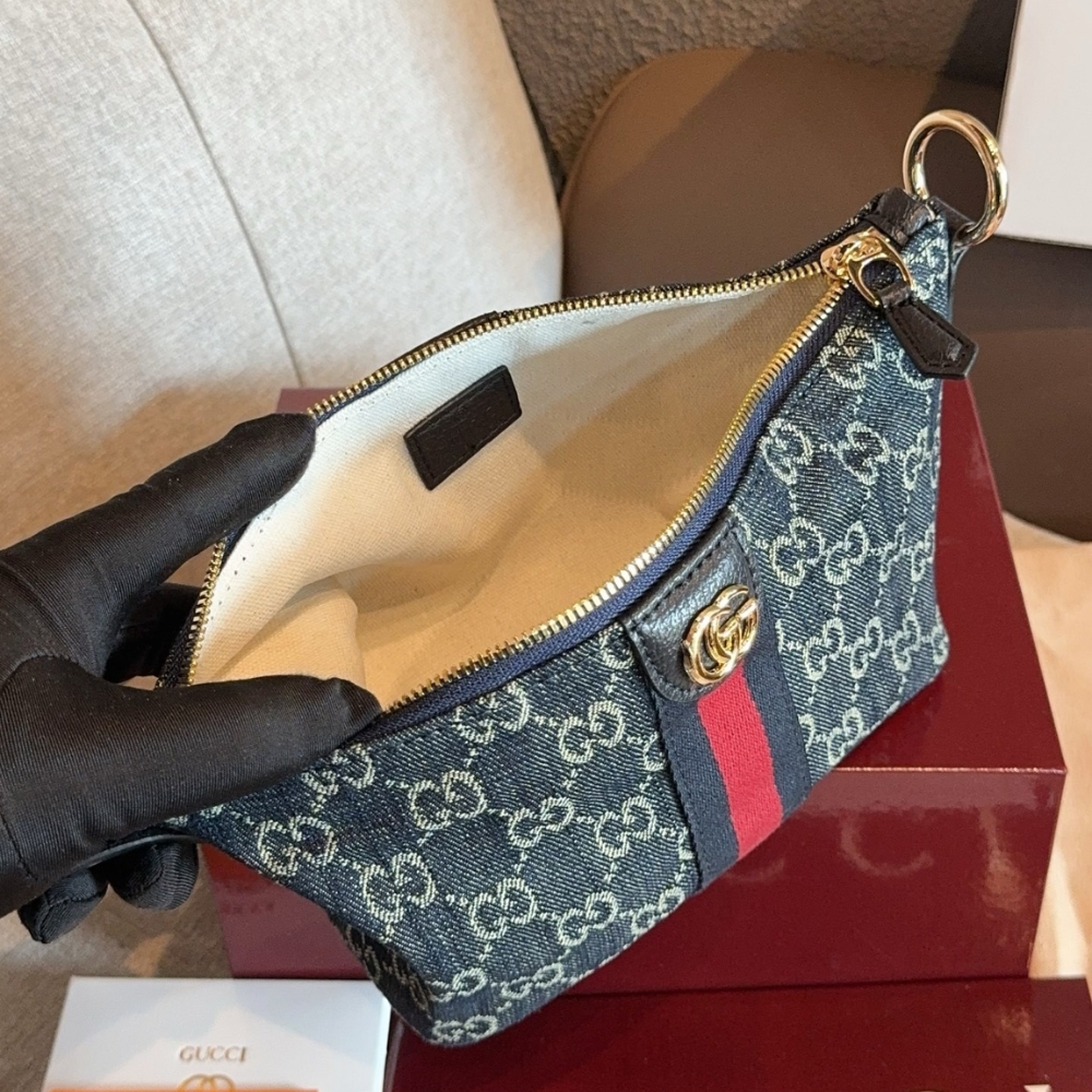 Gucci Vanity Mini Bag Blue And White GG Denim 19cm - Image 6
